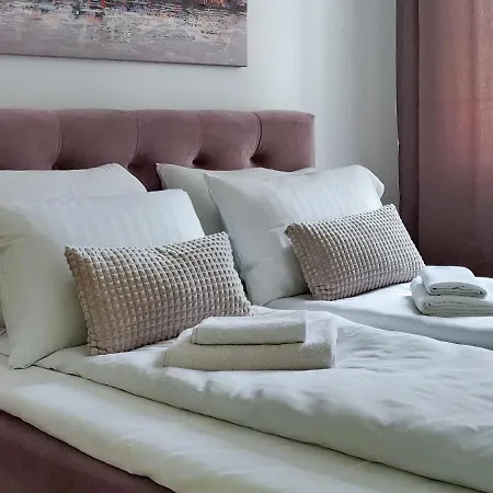 Campanula With Balcony 아파트