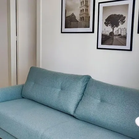 Campanula With Balcony 자다르