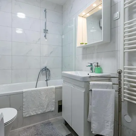 아파트 Campanula With Balcony 자다르