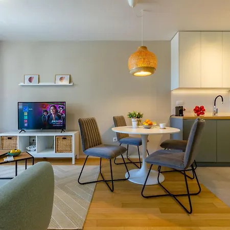 Campanula With Balcony 아파트 *