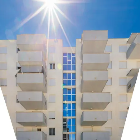 Campanula With Balcony Zara