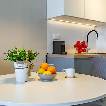 Appartamento Campanula With Balcony Zara