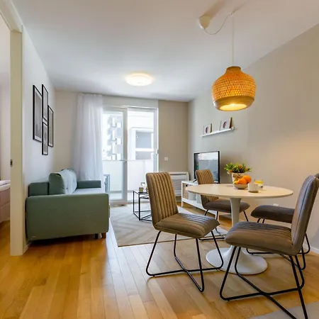 Appartamento Campanula With Balcony Zara