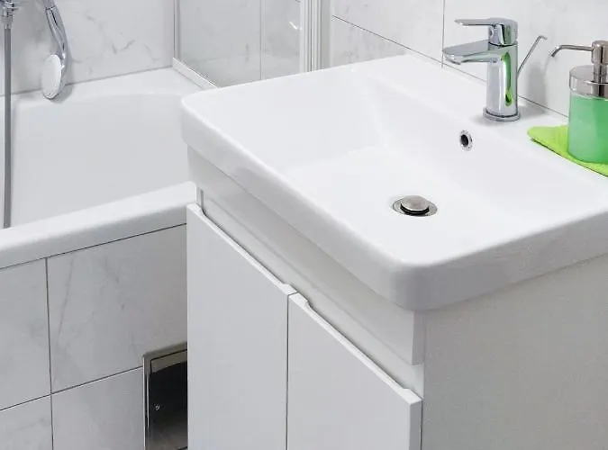 Campanula With Balcony Daire