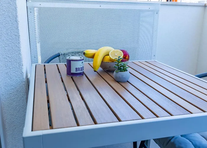 Daire Campanula With Balcony Zadar